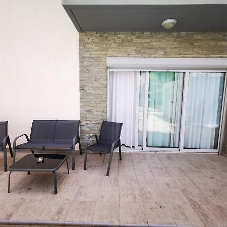 Amazing 2-Bedroom Apartment With Pool!! Лімасол Екстер'єр фото